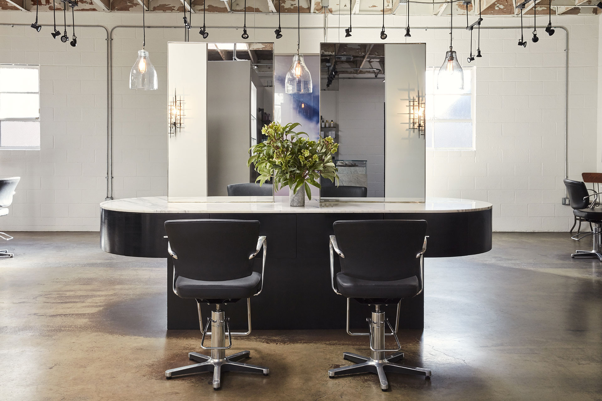 Andy Salon A premier salon and beauty destination in West